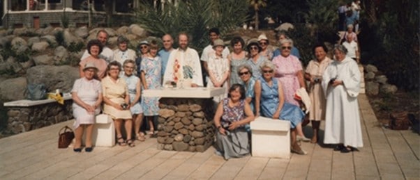 Deacon Gillian Morley and friends in Jerusalem